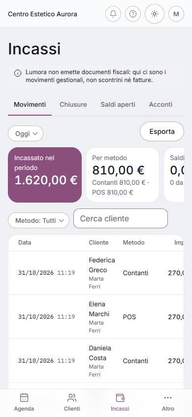 Acconti e saldi su telefono: schermata di lumora con dati di esempio